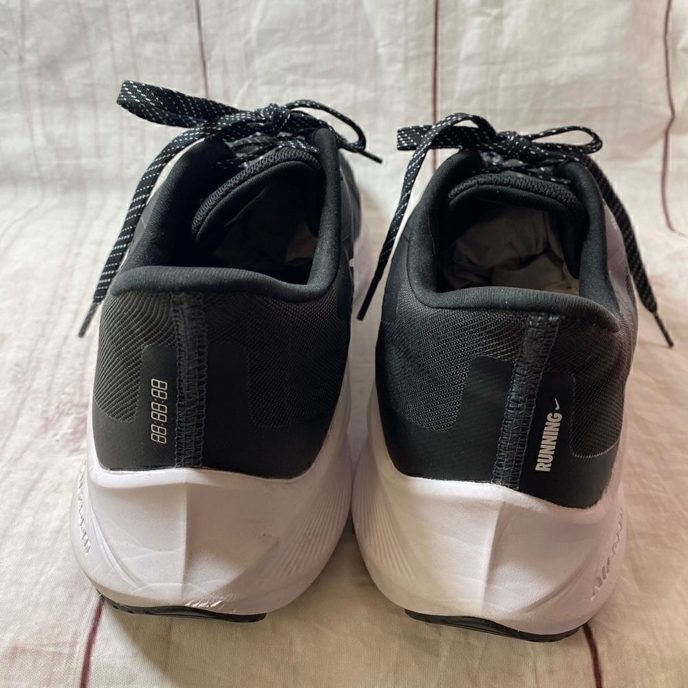 Nike Zoom Winflo 7 Running Shoes | Cj0302 | Black/White/Anthracite - Picture 4 of 10